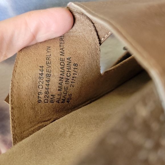 Sandals - Picture 5 of 5